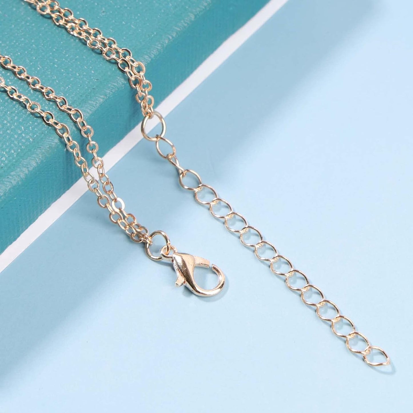 Boho Layered Pearl Necklace Choker Gold Coin Disc Necklace Tiny Pearl Pendant Necklace Chain Vintage Layering Round Circle Necklace Jewelry for Women and Girls